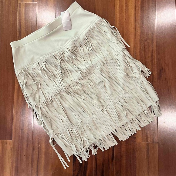 New NWT Chicos Beige Skirt Tiered Fringe Mini Khaki Color Western Size 0 / Small